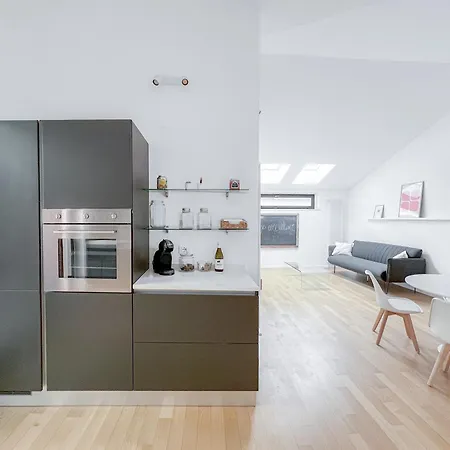Loft62 - Centralissimo E Tranquillo Con Parcheggio Apartamento