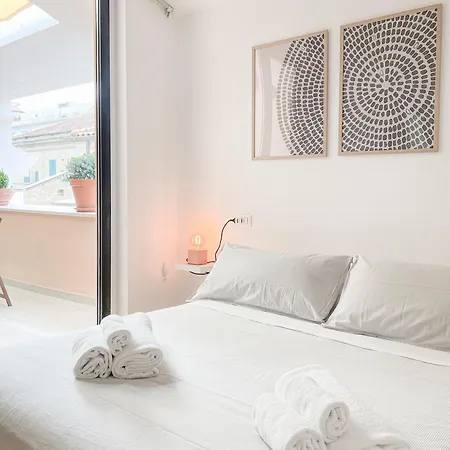 Loft62 - Centralissimo E Tranquillo Con Parcheggio Appartement Pescara
